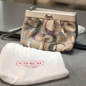 Coach Wristlet Wallet